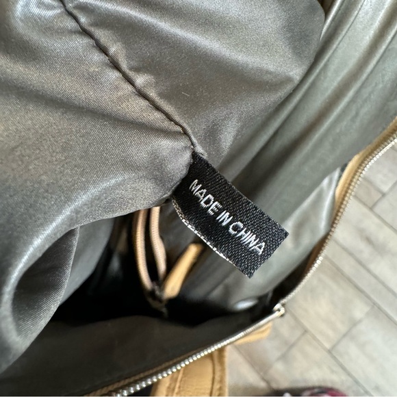 Kelsi Dagger Leather MacKenzie Zipper Satchel Bag - Picture 11 of 11